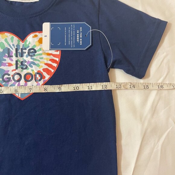 Life is good Kids retro rainbow Heart t- Shirt size 5. Made in China. - Picture 4 of 5